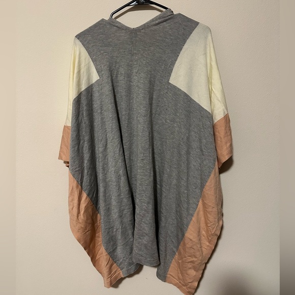 Eileen Fisher Dark Pearl Gray Lightweight Poncho O/S Wrap Colorblock F18DXT - Picture 2 of 5